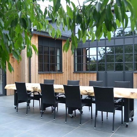 Maison du chien vert Corbion Extérieur photo