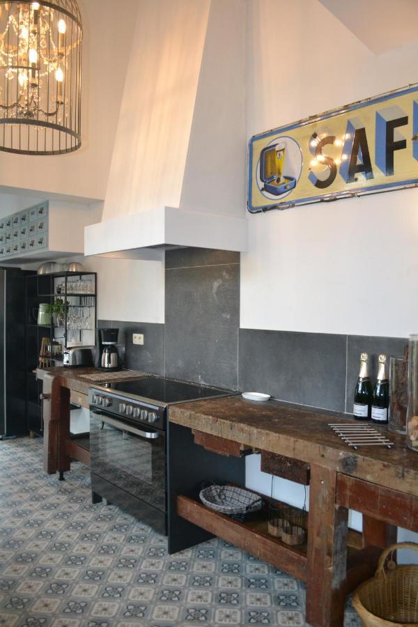 Maison du chien vert Corbion Extérieur photo