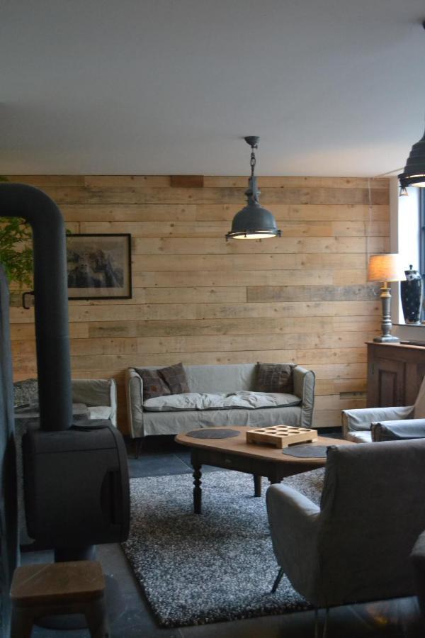 Maison du chien vert Corbion Extérieur photo