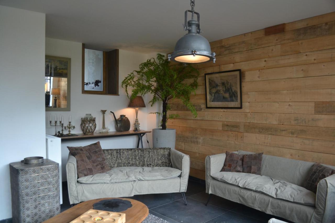 Maison du chien vert Corbion Extérieur photo